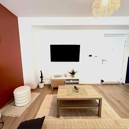 Appartement L'escapade Des Dômes - Proche De La Gare - Garage - Jaccuzi