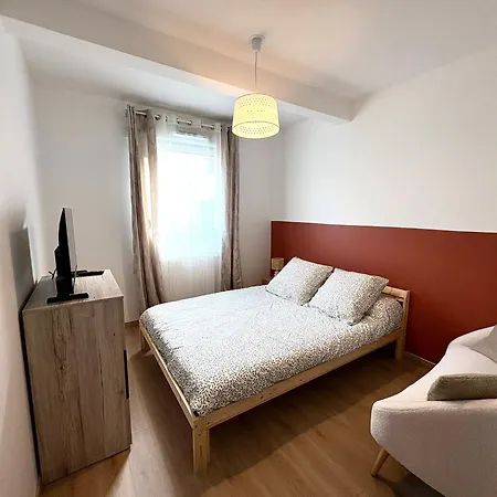 L'escapade Des Dômes - Proche De La Gare - Garage - Jaccuzi Appartement *