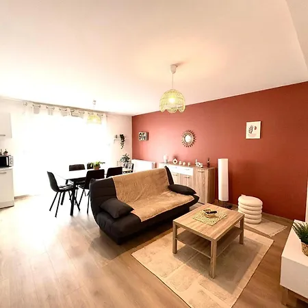 Appartement L'escapade Des Dômes - Proche De La Gare - Garage - Jaccuzi