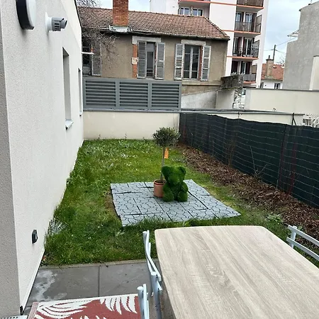 L'escapade Des Dômes - Proche De La Gare - Garage - Jaccuzi Appartement
